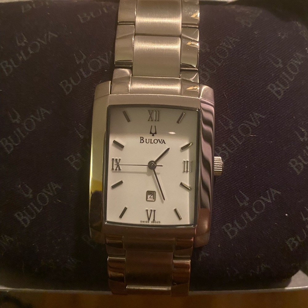 Men’s wristwatch